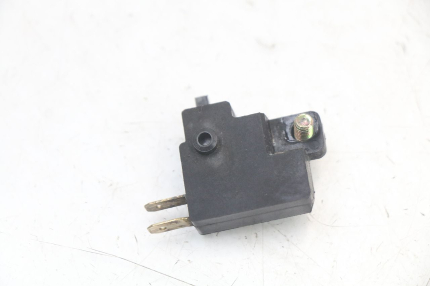 photo de RIGHT STOP LIGHT SWITCH KYMCO SUPER 8 125 (2008 - 2015)