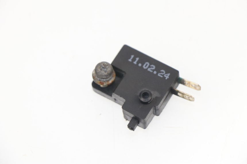 photo de RIGHT STOP LIGHT SWITCH SYM MAXSYM I 400 (2011 - 2016)