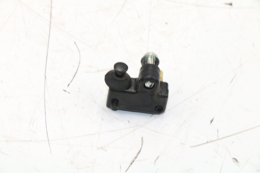 photo de RIGHT STOP LIGHT SWITCH MBK OVETTO ONE 2T 50 (2013 - 2017)