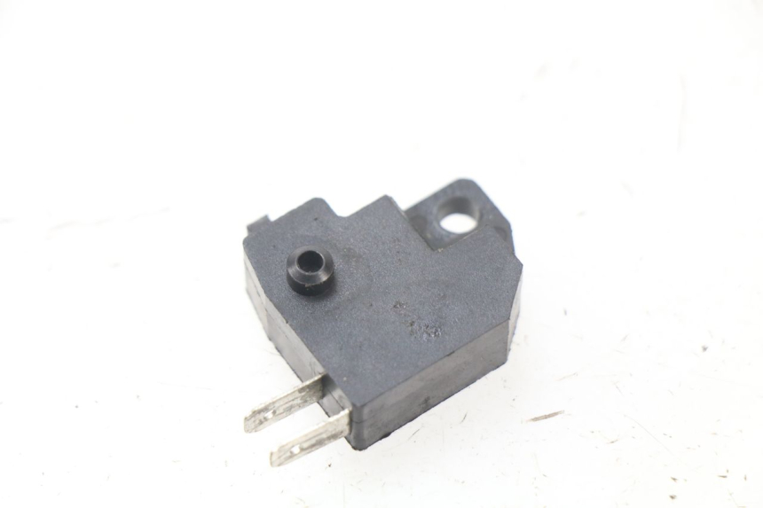 photo de RIGHT STOP LIGHT SWITCH SYM ORBIT 2 4T 50 (2018 - 2022)