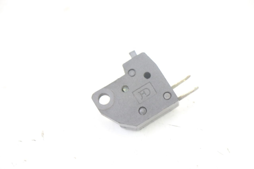 photo de RIGHT STOP LIGHT SWITCH PEUGEOT KISBEE 2T 50 (2010 - 2017)