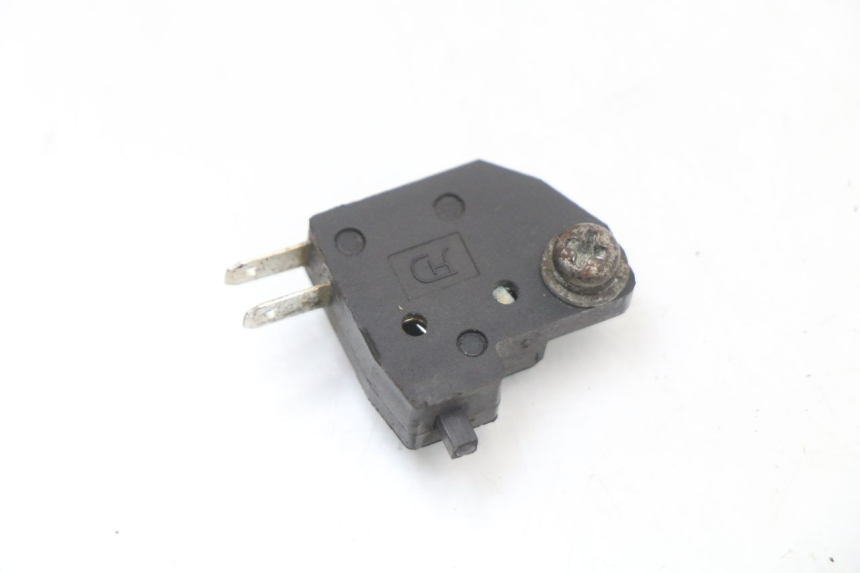 photo de RIGHT STOP LIGHT SWITCH PEUGEOT KISBEE 4T 50 (2018 - 2022)