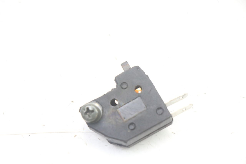 photo de RIGHT STOP LIGHT SWITCH PEUGEOT TREKKER TKR 50 (2005 - 2014)