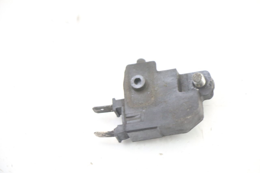 photo de RIGHT STOP LIGHT SWITCH PEUGEOT SATELIS 125 (2013 - 2018)