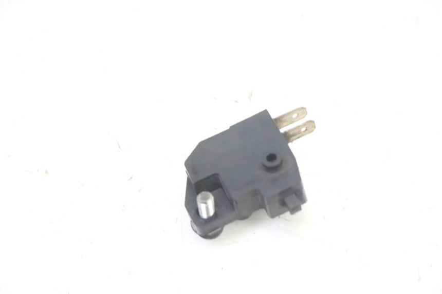 photo de RIGHT STOP LIGHT SWITCH PEUGEOT SATELIS 125 (2013 - 2018)