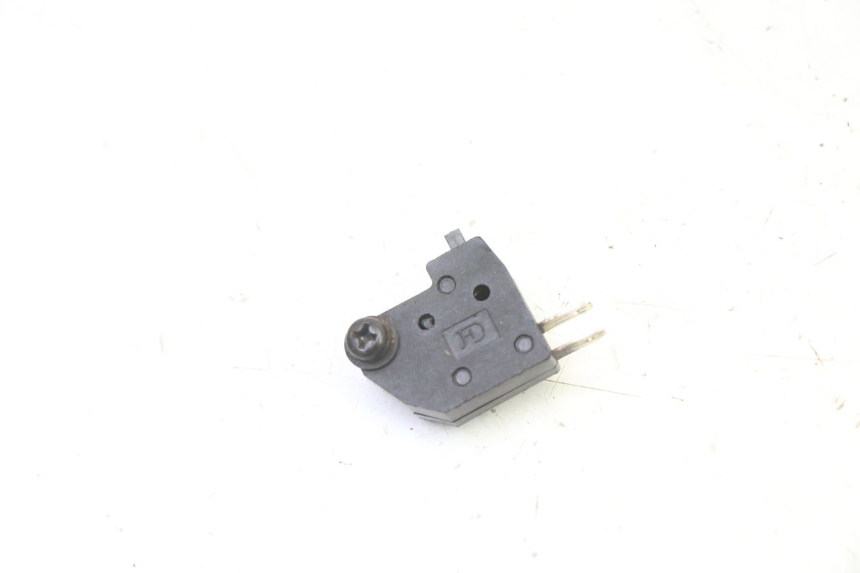 photo de RIGHT STOP LIGHT SWITCH PEUGEOT STREETZONE I NAKED 2T 50 (2018 - 2020)