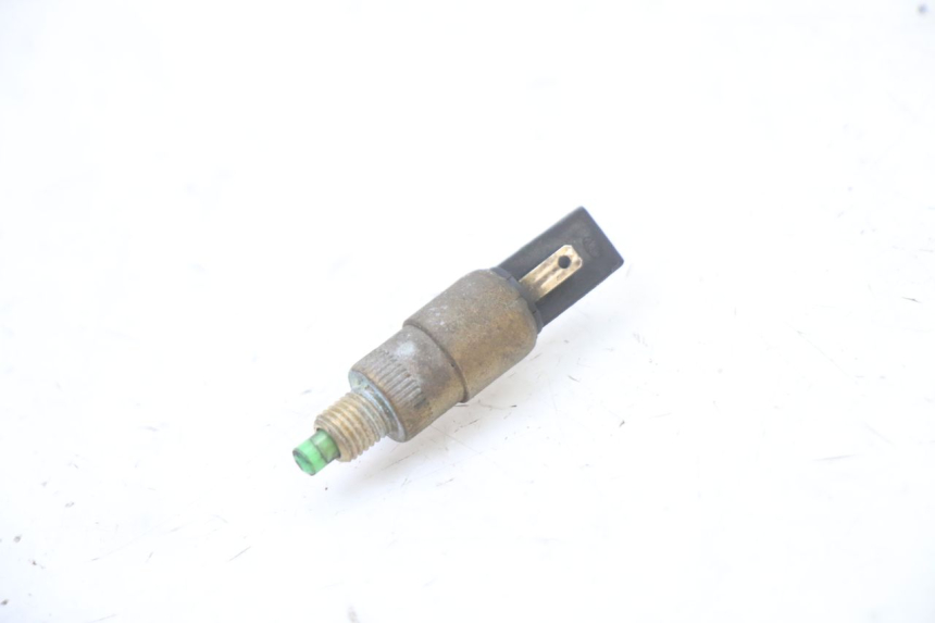 photo de RIGHT STOP LIGHT SWITCH PIAGGIO SUPER LX 125 (2000 - 2003)