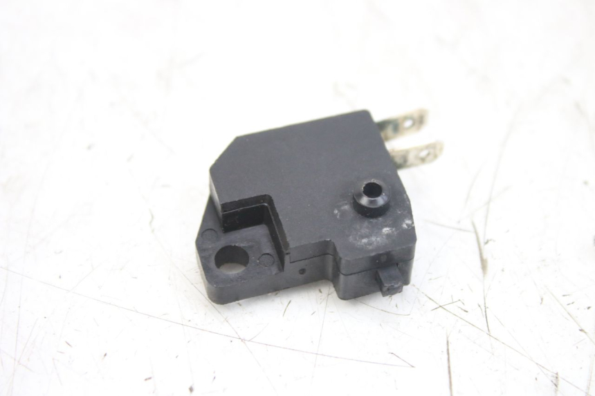 photo de RIGHT BRAKE LIGHT SWITCH SYM ORBIT 2 4T 50 (2008 - 2017)