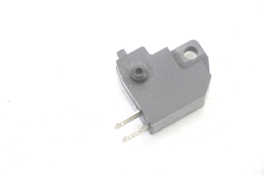 photo de RIGHT STOP LIGHT SWITCH TNT MOTOR ROMA 10' 2T 50 (2011 - 2018)