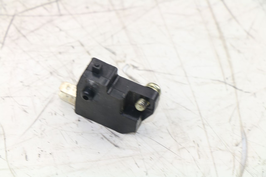 photo de RIGHT STOP LIGHT SWITCH TNT MOTOR ROMA 10' 2T 50 (2011 - 2018)
