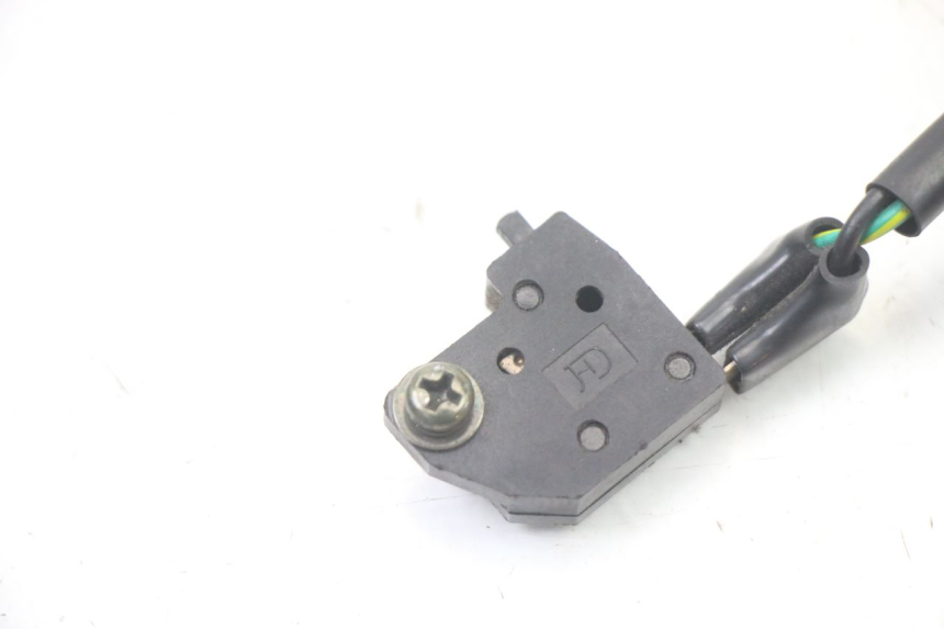 photo de RIGHT STOP LIGHT SWITCH PEUGEOT TWEET 4T 50 (2018 - 2020)