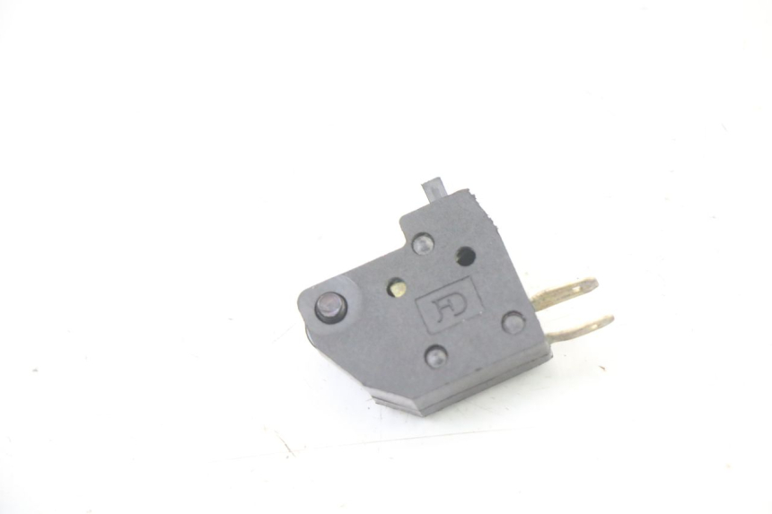photo de RIGHT STOP LIGHT SWITCH PEUGEOT TWEET PRO CARGO 50 (2018 - 2020)