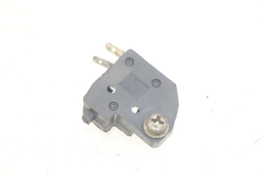 photo de RIGHT BRAKE LIGHT SWITCH MOTRAC URBAN 4T 50 (2016 - 2024)