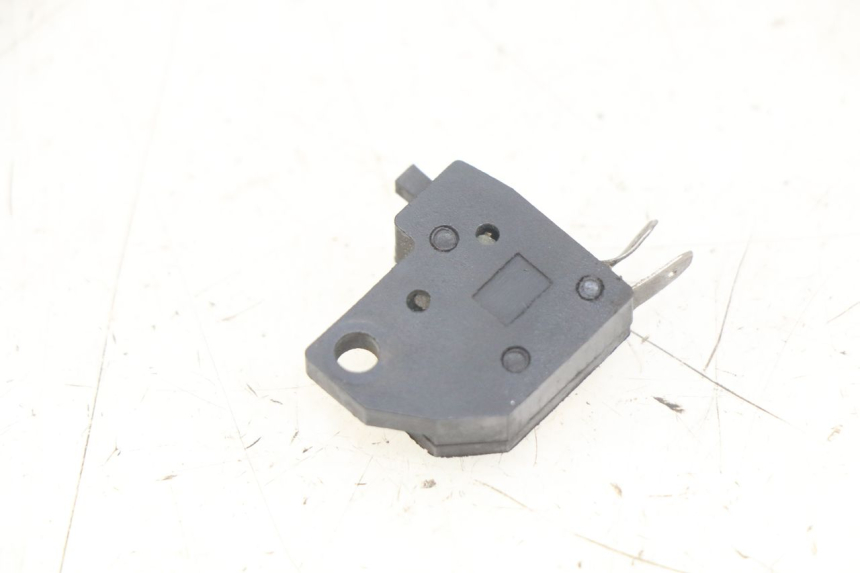 photo de RIGHT STOP LIGHT SWITCH DAELIM VL DAYSTAR 125 (2000 - 2011)