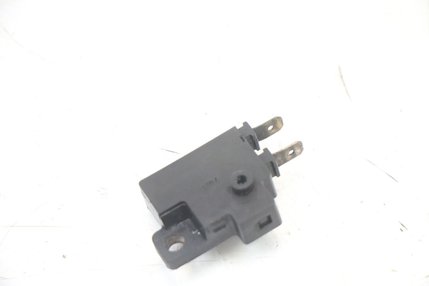 photo de RIGHT STOP LIGHT SWITCH HONDA VT C2 SHADOW 750 (1997 - 2001) - Alternative perspective