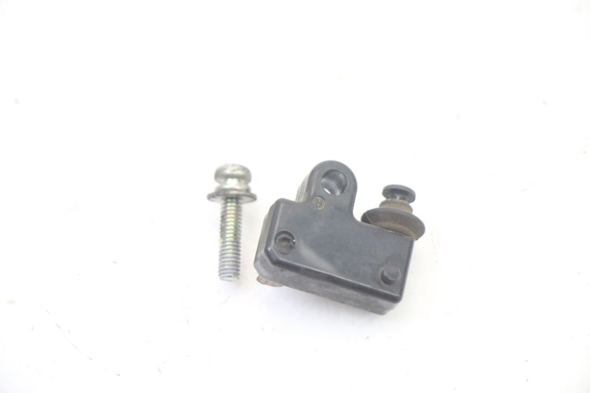 photo de RIGHT STOP LIGHT SWITCH YAMAHA X-MAX XMAX 125 (2010 - 2014)
