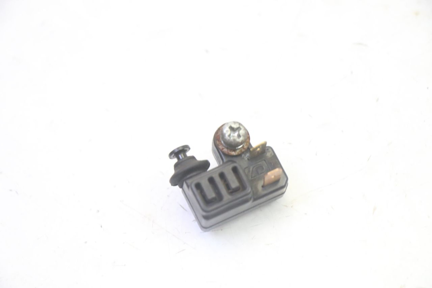 photo de RIGHT STOP LIGHT SWITCH YAMAHA X-MAX XMAX 125 (2010 - 2014)