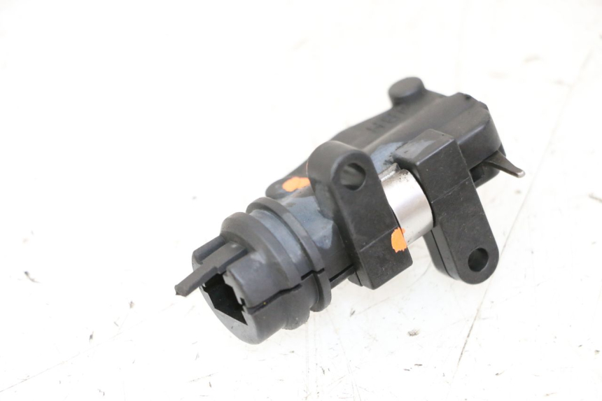 photo de RIGHT STOP LIGHT SWITCH YAMAHA XJN DIVERSION 600 (2000 - 2003)