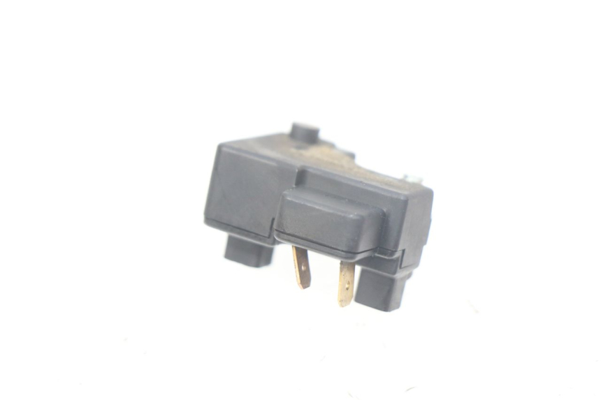 photo de RIGHT BRAKE LIGHT SWITCH YAMAHA FJR ABS 1300 (2006 - 2012)