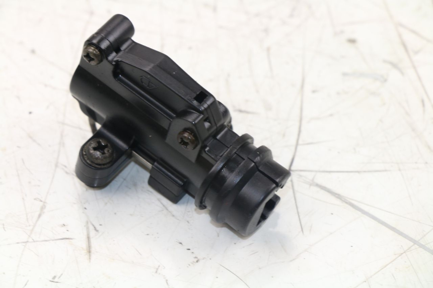 photo de RIGHT STOP LIGHT SWITCH YAMAHA XJS DIVERSION 600 (1997 - 1999)