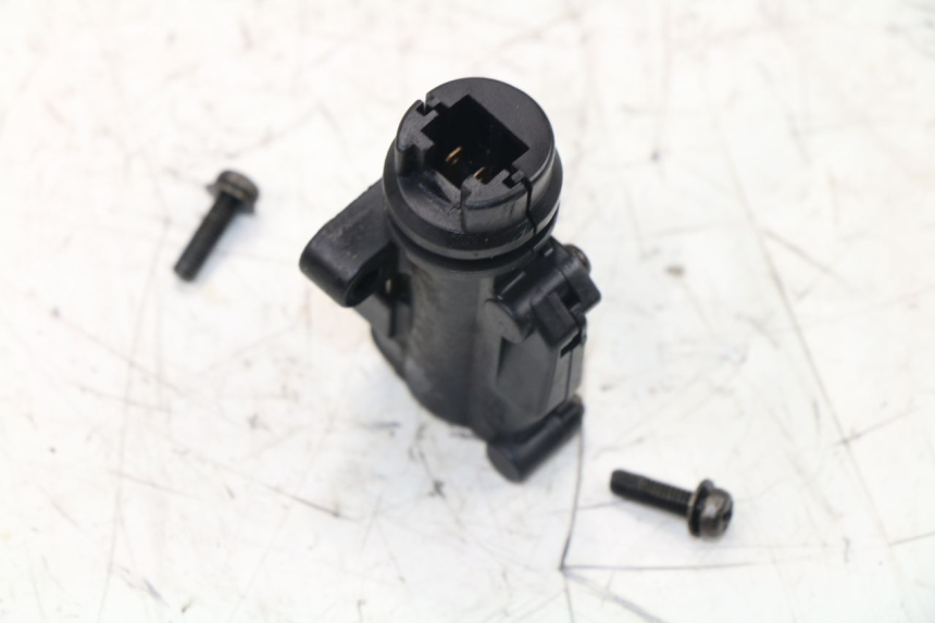 photo de RIGHT STOP LIGHT SWITCH YAMAHA XJS DIVERSION 600 (1997 - 1999)