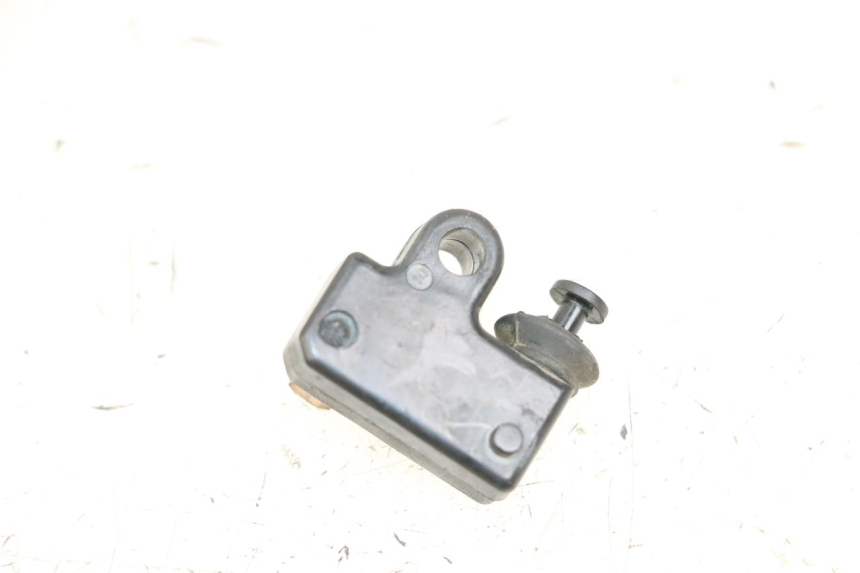 photo de RIGHT BRAKE LIGHT SWITCH YAMAHA XMAX X-MAX 125 (2006 - 2009)