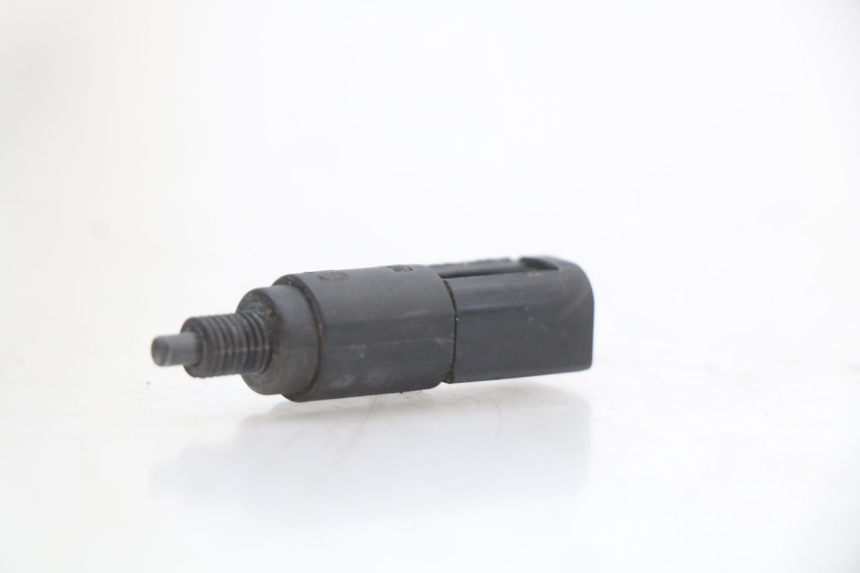 photo de STOP LIGHT SWITCH PIAGGIO FLY 4T 50 (2004 - 2010)