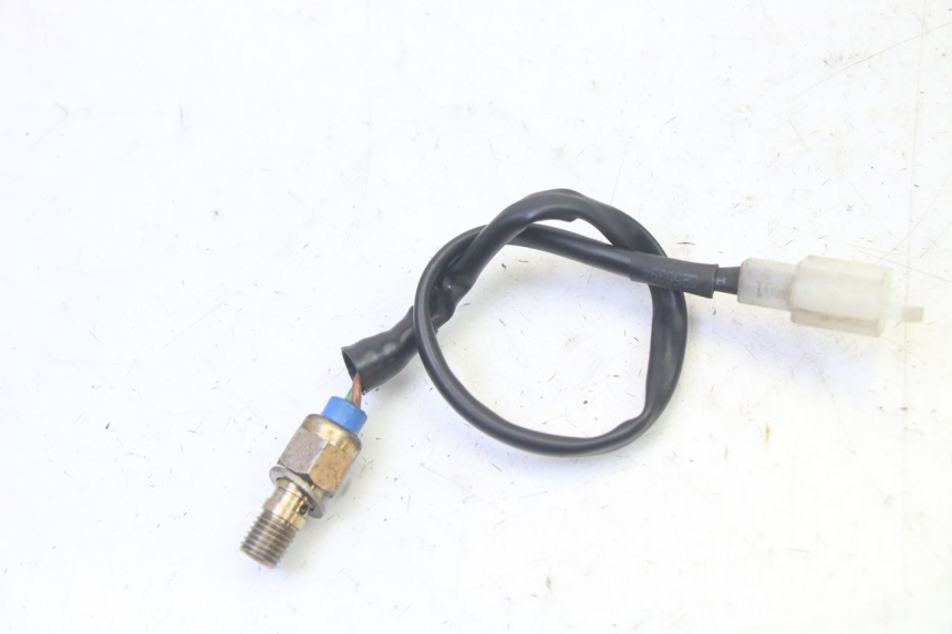 photo de LEFT STOP LIGHT SWITCH ADIVA AD3 300 (2014 - 2020)