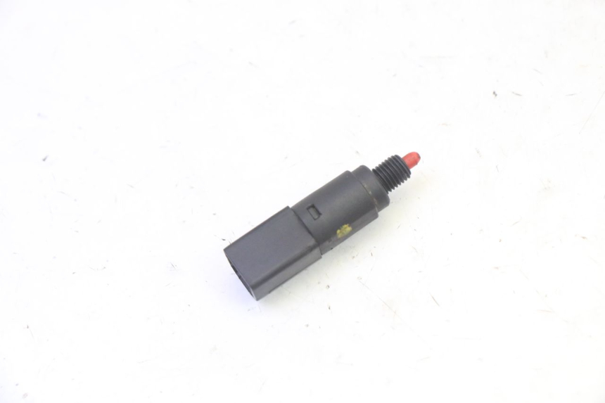 photo de LEFT STOP LIGHT SWITCH PIAGGIO MP3 125 (2006 - 2014)
