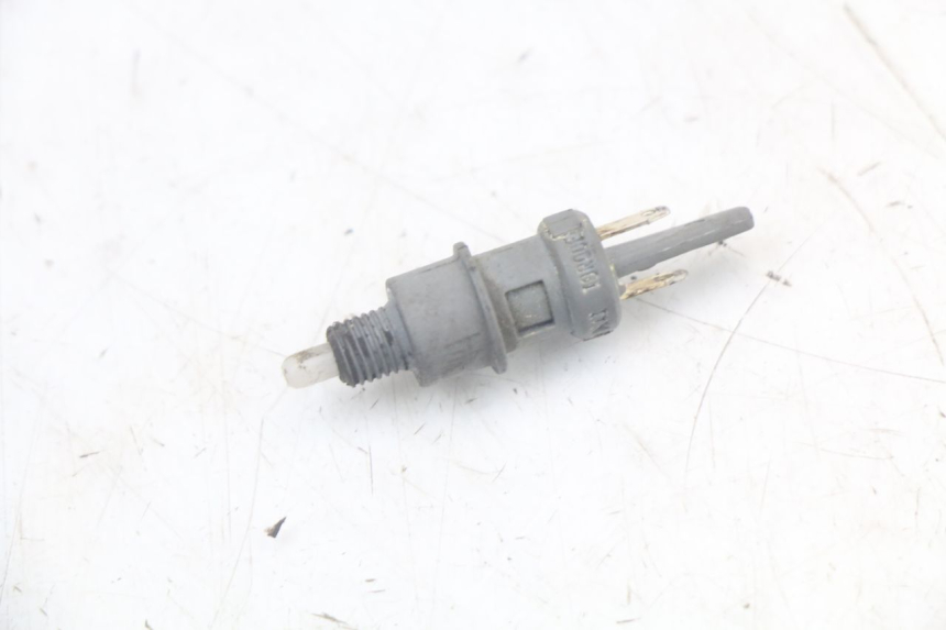 photo de LEFT BRAKE LIGHT SWITCH PEUGEOT TKR TREKKER FURIOUS 50 (2005 - 2014)