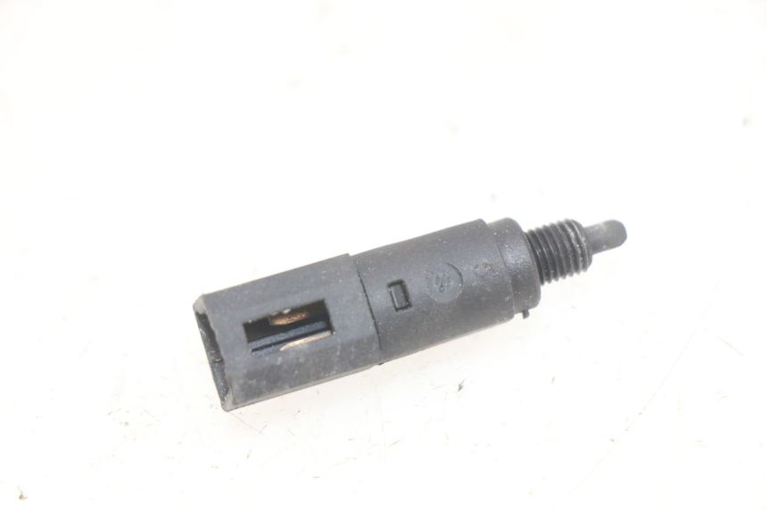 photo de LEFT STOP LIGHT SWITCH PIAGGIO X8 125 (2004 - 2007)