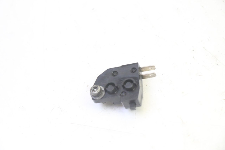 photo de LEFT STOP LIGHT SWITCH PEUGEOT SATELIS 125 (2013 - 2018)