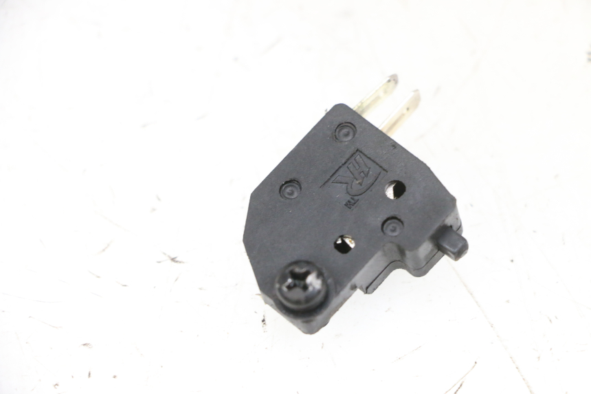 photo de LEFT STOP LIGHT SWITCH PEUGEOT TWEET PRO EFI 4T 50 (2021 - 2022)