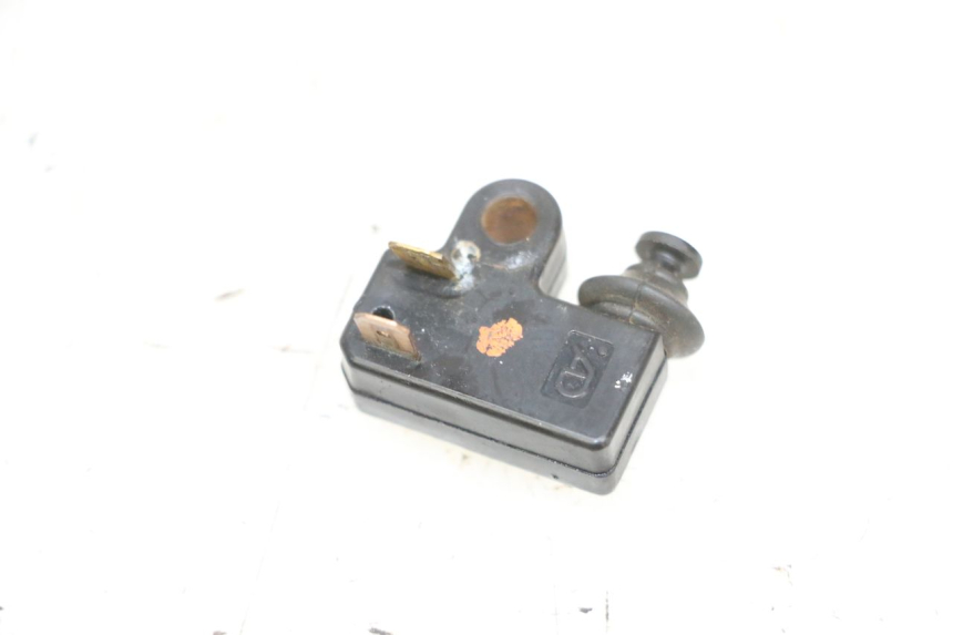 photo de LEFT BRAKE LIGHT SWITCH YAMAHA XMAX X-MAX 125 (2006 - 2009) - Main view