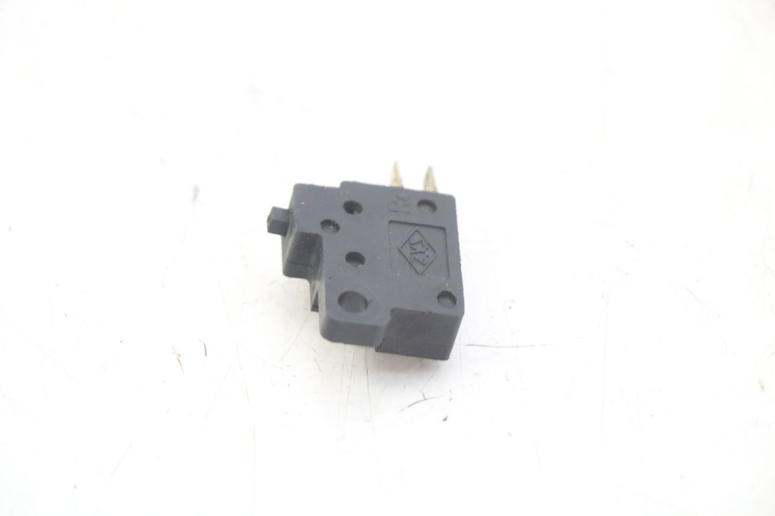 photo de Stop light switch SYM JET EURO X 2T 50 (2003 - 2007)