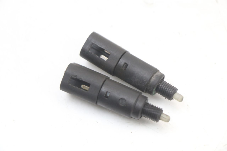 photo de STOP LIGHT SWITCH PIAGGIO LIBERTY 4T 50 (2004 - 2008)