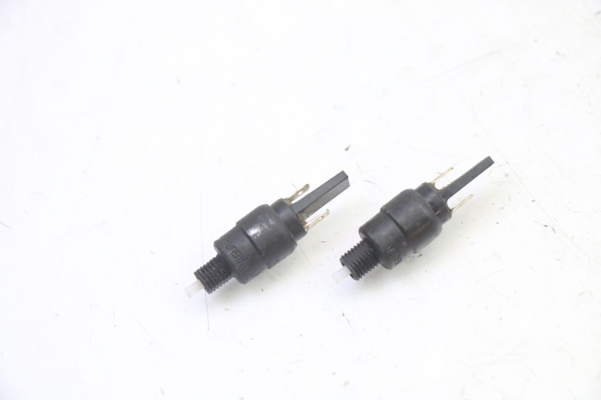 photo de STOP LIGHT SWITCH PIAGGIO MP3 RL 250 (2007 - 2010)