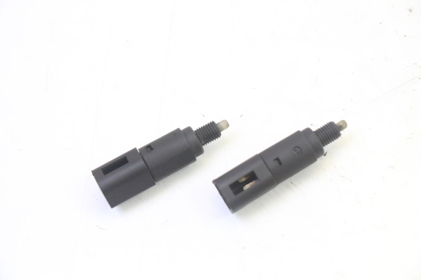 photo de STOP LIGHT SWITCH PIAGGIO MP3 125 (2006 - 2014)