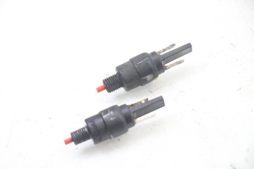 photo de STOP LIGHT SWITCH PIAGGIO NEW TYPHOON 50 (2018 - 2021)