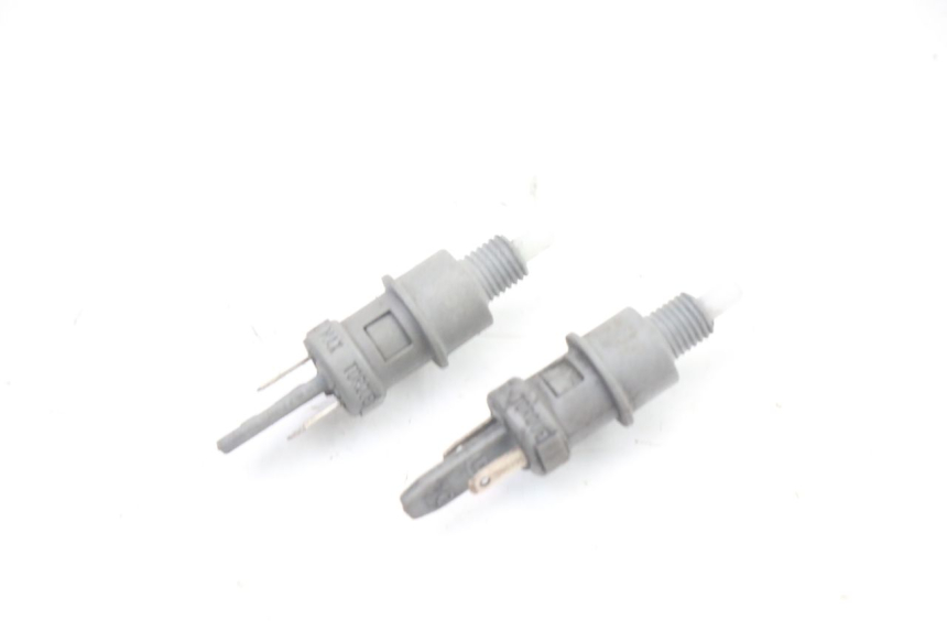 photo de STOP LIGHT SWITCH PEUGEOT CITYSTAR 125 (2011 - 2017)