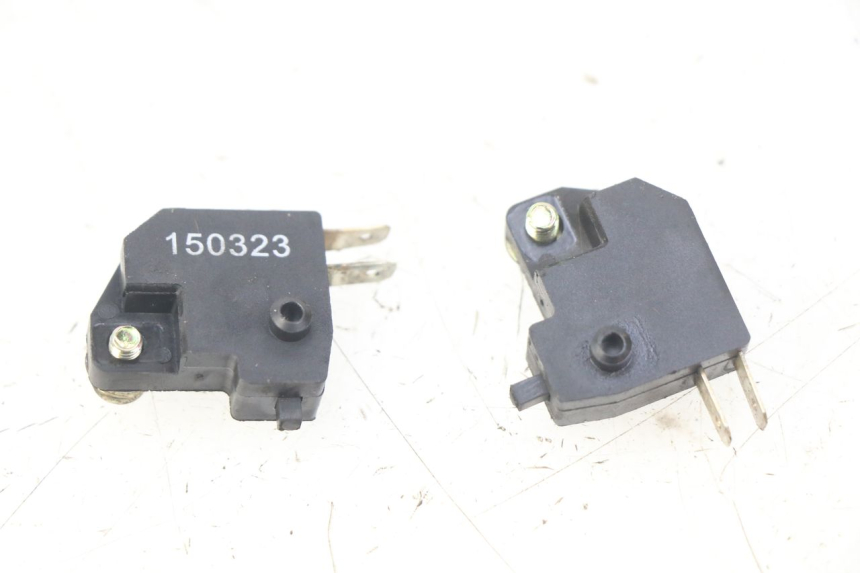 photo de STOP LIGHT SWITCH PEUGEOT DJANGO 2T 50 (2014 - 2019)