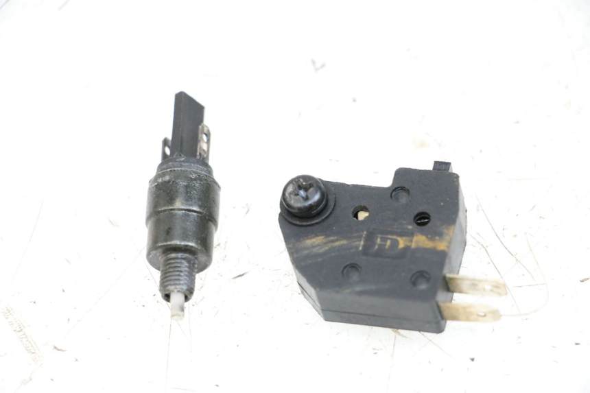 photo de STOP LIGHT SWITCH PEUGEOT KISBEE 4T 50 (2018 - 2022)