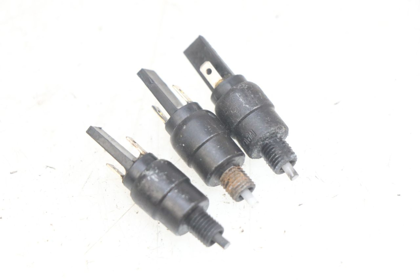 photo de STOP LIGHT SWITCH PIAGGIO MP3 LT 400 (2007 - 2012)