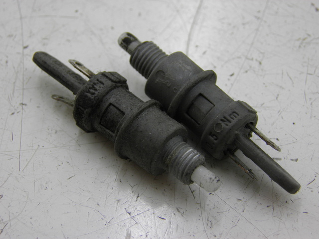 photo de STOP LIGHT SWITCH PIAGGIO X9 125 (2000 - 2003)