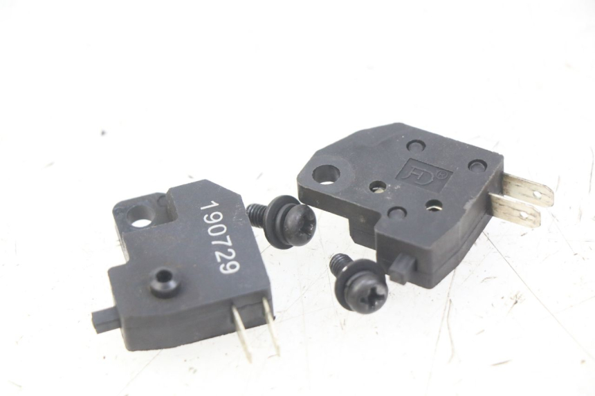 photo de STOP LIGHT SWITCH LVNENG S5 1 (2019 - 2023)