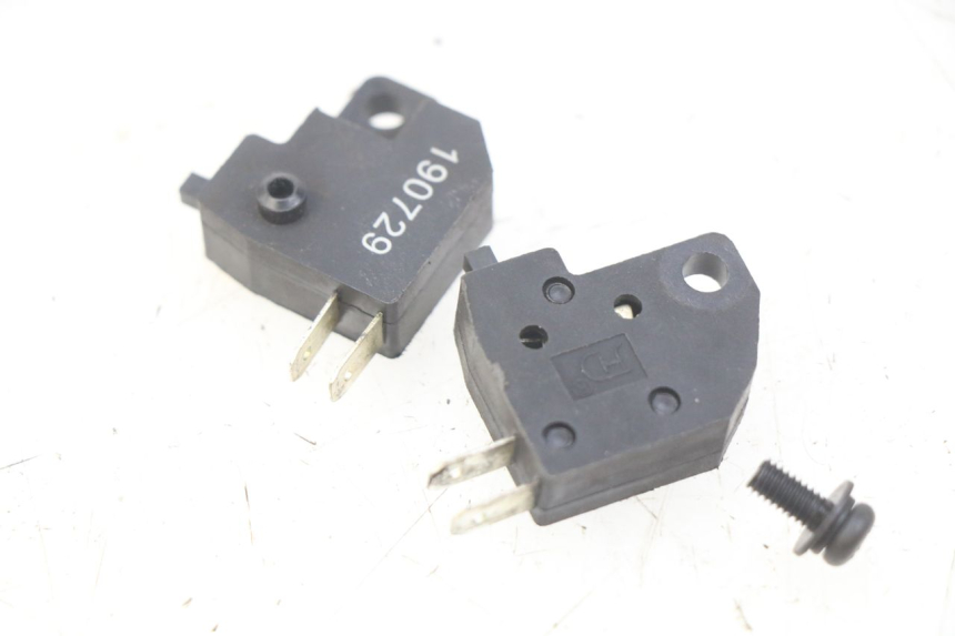 photo de STOP LIGHT SWITCH LVNENG S5 1 (2019 - 2023)