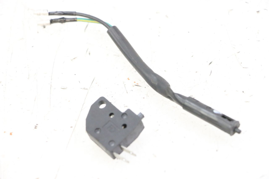 photo de STOP LIGHT SWITCH SYM ORBIT III 3 4T 50 (2018 - 2021)