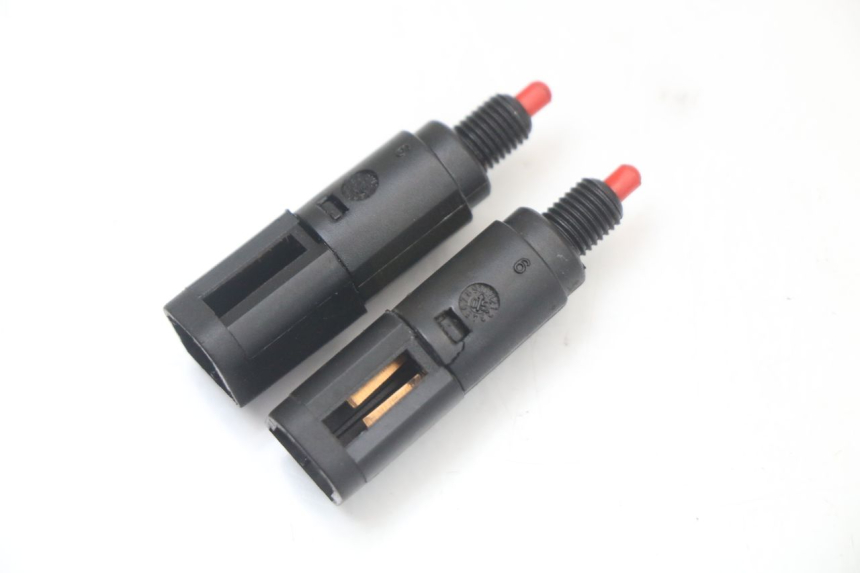 photo de STOP LIGHT SWITCH PIAGGIO VESPA LX 125 (2005 - 2010)