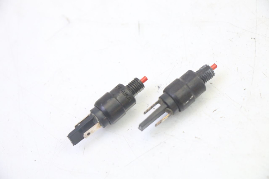 photo de STOP LIGHT SWITCH PIAGGIO XEVO - X EVO 125 (2007 - 2016)