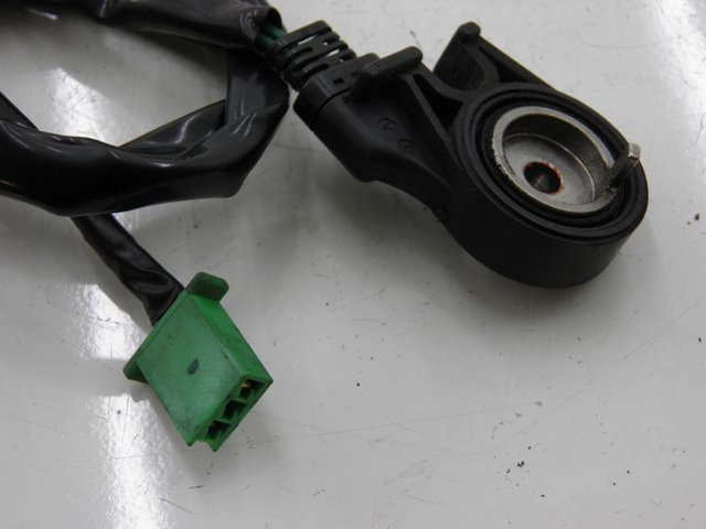 photo de SIDE STAND SWITCH HONDA FES S-WING SWING 125 (2007 - 2015) - Component detail